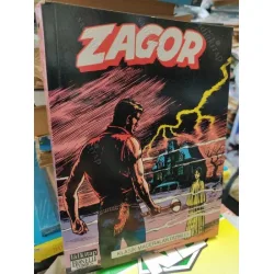 Zagor Klasik Maceralar Dizisi Cilt 11 * Dehşet Evi * Orman Çakalları * Fidyeciler * Yalnız Savaşçı (2006 İlk Basım) Zagor Klasik Maceralar Dizisi Cilt 11 * Dehşet Evi * Orman Çakalları * Fidyeciler * Yalnız Savaşçı (2006 İlk Basım)