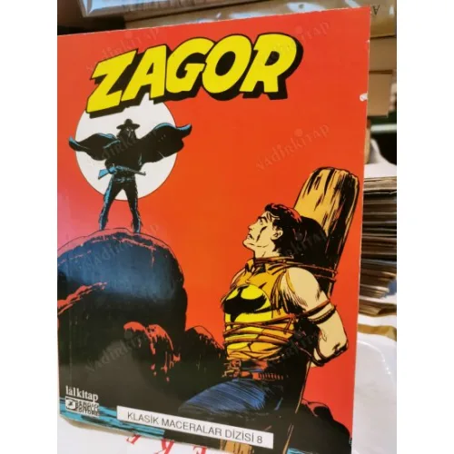 Zagor Klasik Maceralar Dizisi Cilt 8 * Akbaba - Uzun Gece - Deniz Sırtlanları (2018 2. Basım)