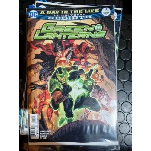 DC Green Lanterns # 15 of 57 Universe Rebirth (Cover Artist Tyler Kirkham, Comicare)