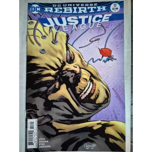 DC Justice League # 17 of 43 DC Universe Rebirth / Series Vol. 3 2016 - 2018 ( Cover Penciller Yanick Paquette Variant, Comicare)
