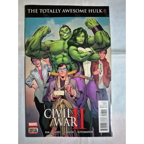 MARVEL The Totally Awesome Hulk # 8 of 23 (Cover Penciller Alan Davis)