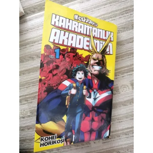 MANGA Kahramanlık Akademim Cilt 1 ( Boku No Hero Academia ) Şömizli