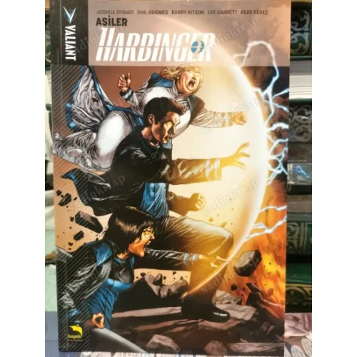 Harbinger Valiant Cilt 2- Asiler (6 Ciltlik Dizi)