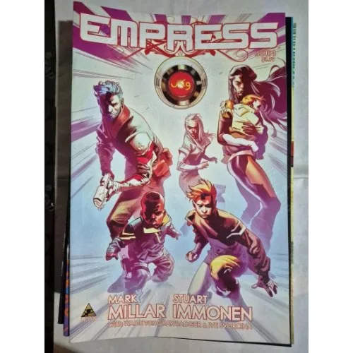 MARVEL / ICON Empress # 3 of 7 (Cover Artist Stuart Immonen)