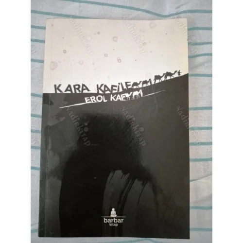 Kara Kafile (imzalı ve ithaflı Çizimler M. Ahmet Demir)