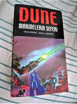 DUNE Makinelerin Seferi