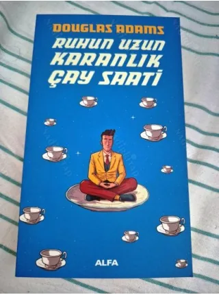 Ruhun Uzun Karanlık Çay Saati (Dirk Gently Serisi)