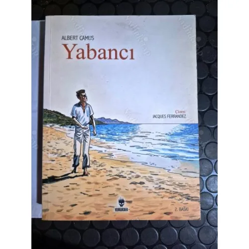 Yabancı | Albert Camus' nün Eserinden Uyarlama - ÇR